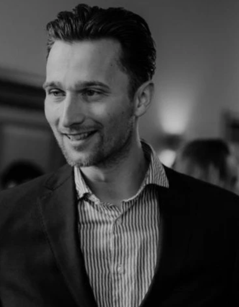 Alt Image